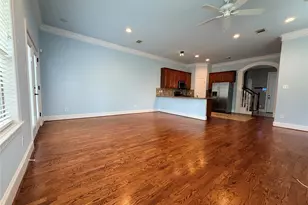 1007 Kern St, Houston, TX 77009 - Photo 7