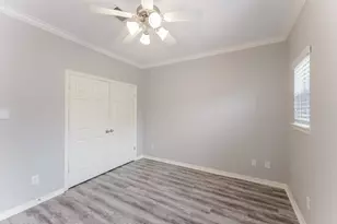 3215 Holly Thicket Dr, Houston, TX 77042 - Photo 13