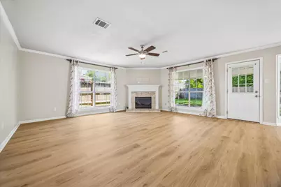 9806 Gold Cup Way, Houston, TX 77065 - Photo 7
