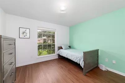 7919 Quail Meadow Drive, Houston, TX 77071 - Photo 21