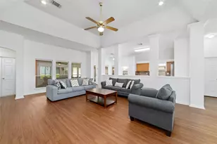 7919 Quail Meadow Dr, Houston, TX 77071 - Photo 11