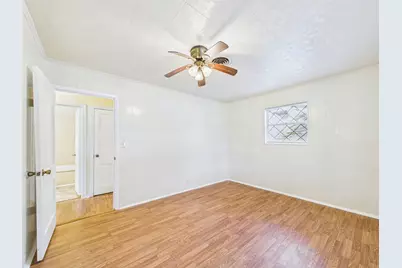 1100 12th Street N, Texas City, TX 77590 - Photo 11