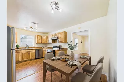 1100 12th Street N, Texas City, TX 77590 - Photo 15