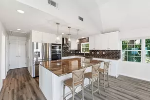 4408 Pelican Way, Jamaica Beach, TX 77554 - Photo 3