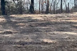 13264 Lake Conroe Bay Rd, Willis, TX 77318 - Photo 9