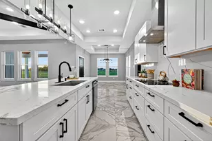 661 Angus Trail, Angleton, TX 77515 - Photo 7