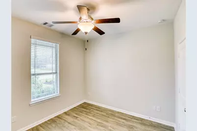 201 Bryan Way, Angleton, TX 77515 - Photo 23