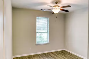 201 Bryan Wy, Angleton, TX 77515 - Photo 35