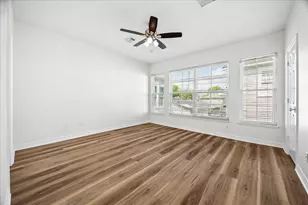 209 Stratford St, Houston, TX 77006 - Photo 23