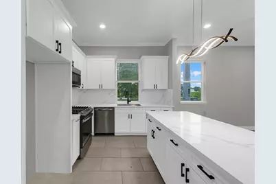 5020 Sayers Street, Houston, TX 77026 - Photo 9
