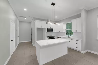 5020 Sayers Street, Houston, TX 77026 - Photo 3