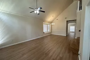 1138 Evandale Ln, Sugar Land, TX 77479 - Photo 9