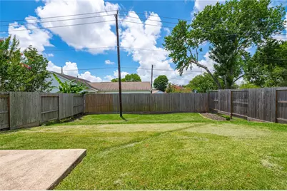327 Holly Branch Lane, Kemah, TX 77565 - Photo 33