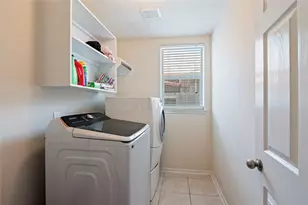 327 Holly Branch Ln, Kemah, TX 77565 - Photo 21