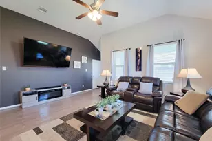 10719 Stella Pond Ln, Houston, TX 77016 - Photo 5