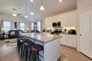 10719 Stella Pond Ln, Houston, TX 77016 - Photo 9