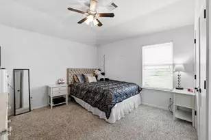 6407 Hillock Ln, Pearland, TX 77584 - Photo 9