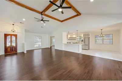 5930 Miller Valley Drive, Houston, TX 77066 - Photo 3