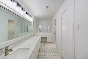 5930 Miller Valley Dr, Houston, TX 77066 - Photo 17