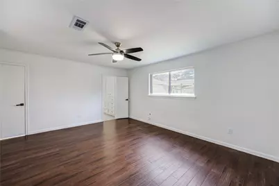 5930 Miller Valley Drive, Houston, TX 77066 - Photo 13