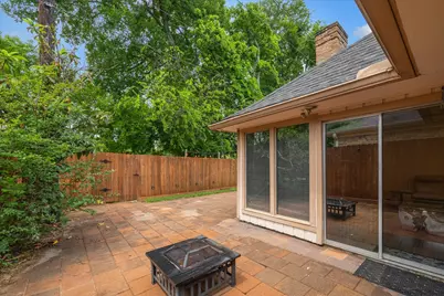910 Coachlight Drive, Houston, TX 77077 - Photo 21