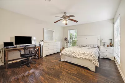 910 Coachlight Drive, Houston, TX 77077 - Photo 15