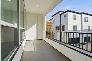 2706 Grand Fountains Dr, Houston, TX 77054 - Photo 27