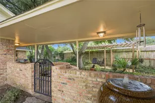 203 Ballantrae Ln, Houston, TX 77015 - Photo 37