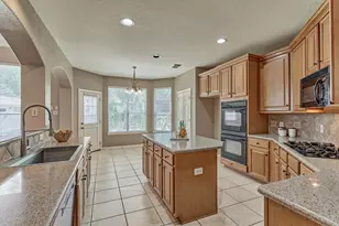 59 W Prairie Dawn Cir, The Woodlands, TX 77385 - Photo 15