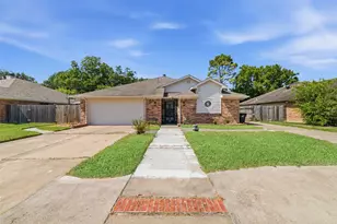 1410 Lexington Blvd, Missouri City, TX 77489 - Photo 1