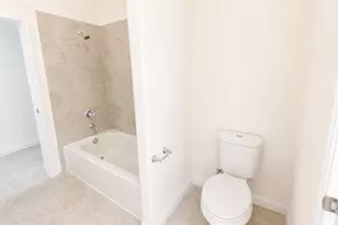 2 Chalice Trl, Sugar Land, TX 77498 - Photo 31