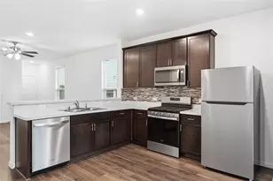 16306 Fontana Ct, Conroe, TX 77302 - Photo 9