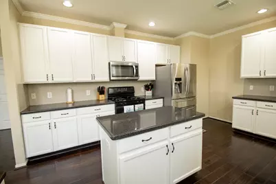 901 Bay Area Boulevard, League City, TX 77573 - Photo 5