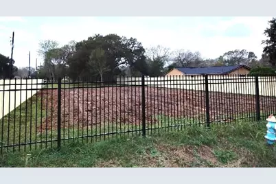 542 N Pine Street, Arcola, TX 77583 - Photo 11