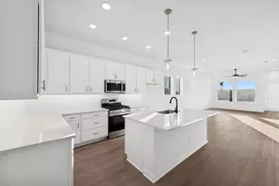 27222 Scarlet Paint Brush Dr, Hockley, TX 77447 - Photo 3