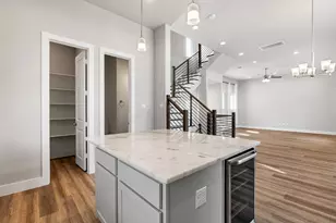 9013 Lonestar River Ln, Houston, TX 77080 - Photo 5