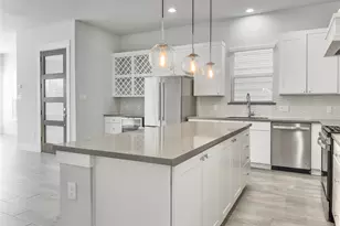 1602 Westside Gardens Ln, Houston, TX 77055 - Photo 5