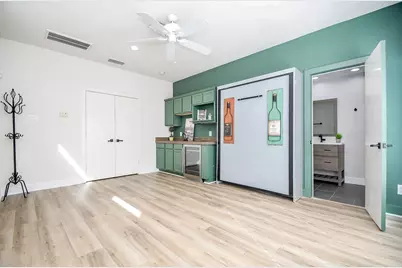 5217 Inker Street #B, Houston, TX 77007 - Photo 9