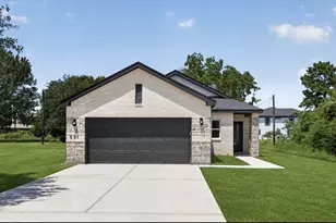 531 Oleander St, Prairie View, TX 77484 - Photo 1