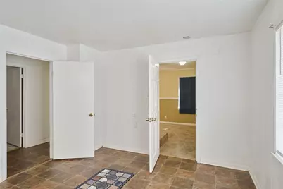 203 Paul Knox Street, Huntsville, TX 77320 - Photo 7