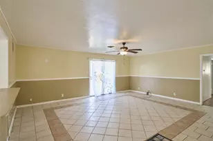 203 Paul Knox St, Huntsville, TX 77320 - Photo 13