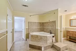 203 Paul Knox St, Huntsville, TX 77320 - Photo 9