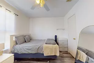 7106 Bayou Crest Dr, Houston, TX 77088 - Photo 25
