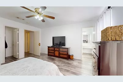 7106 Bayou Crest Drive, Houston, TX 77088 - Photo 37