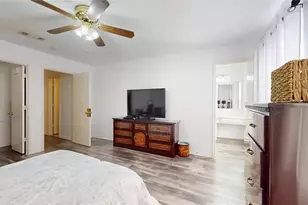 7106 Bayou Crest Dr, Houston, TX 77088 - Photo 37