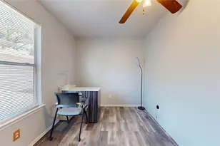 7106 Bayou Crest Dr, Houston, TX 77088 - Photo 21