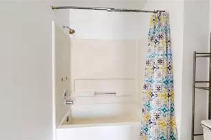 7106 Bayou Crest Dr, Houston, TX 77088 - Photo 39