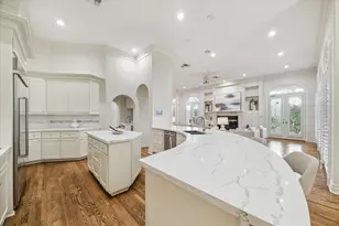 38 Scotsmoor Ct, Sugar Land, TX 77479 - Photo 13