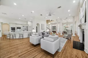 38 Scotsmoor Ct, Sugar Land, TX 77479 - Photo 7