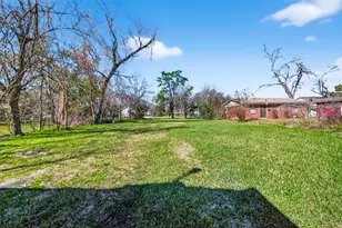 3807 Love St, Houston, TX 77026 - Photo 27